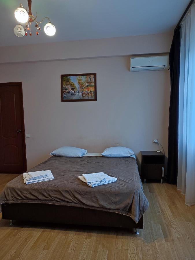 Guest House Zvanba Gagra Exterior photo