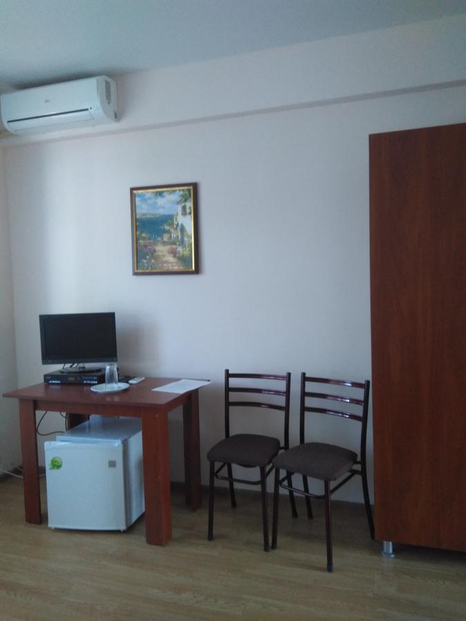 Guest House Zvanba Gagra Exterior photo