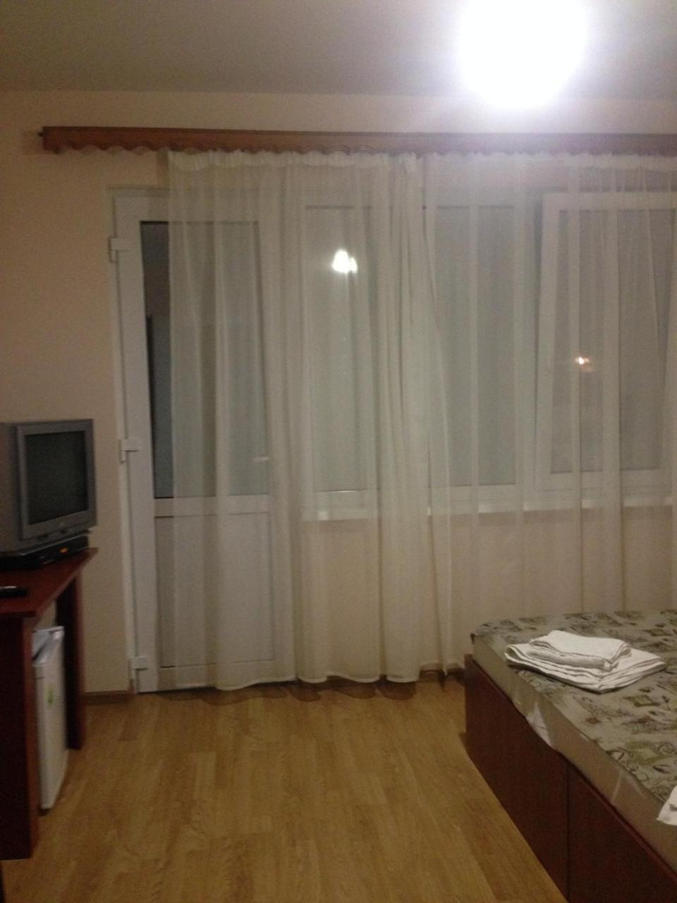 Guest House Zvanba Gagra Exterior photo