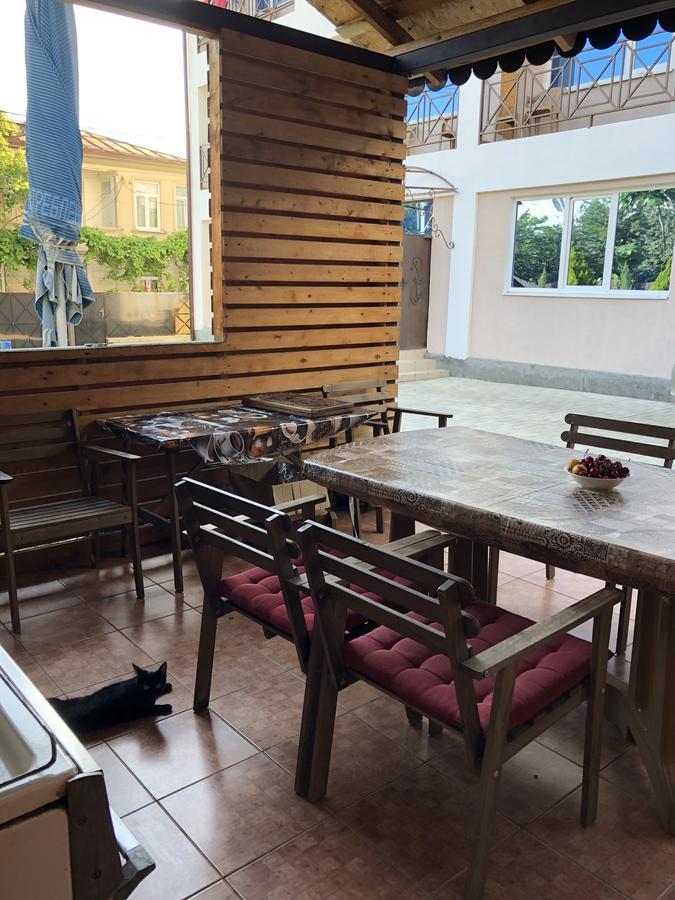 Guest House Zvanba Gagra Exterior photo